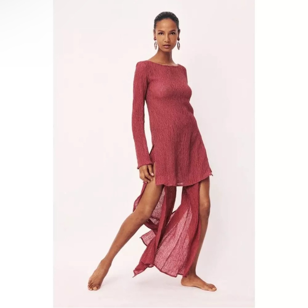 Elegant Red Knit Maxi Dress - Picture 2 of 6